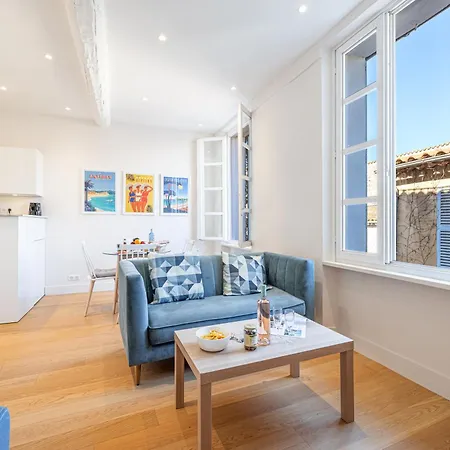 Διαμέρισμα Matisse 100m Near The Sea - Happy *